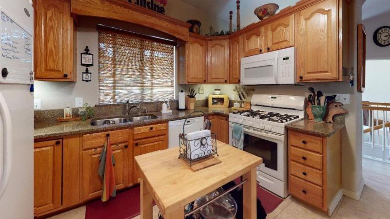 120 Winding Meadow By Vacation Rentals For You Monument Ngoại thất bức ảnh
